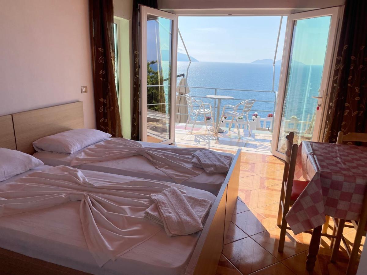 Sea View Apartments Vlorë Exterior foto